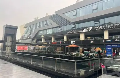 Office Space - Studio - 2 Bathrooms for sale in The Gate Plaza Mall - 10th District - Sheikh Zayed City - Giza