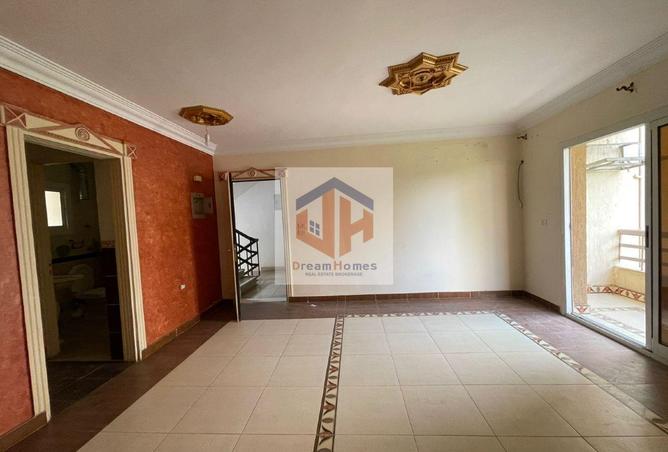 8241760 - Property Image 2