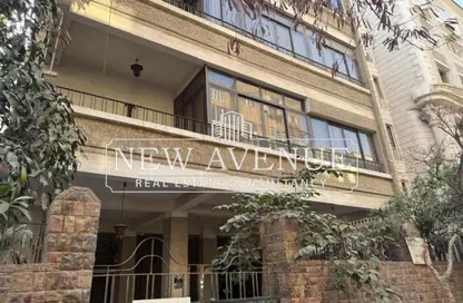 بناية كاملة - 8 غرف نوم - 8 حمامات للبيع في شارع ابراهيم سالم - ارض الجولف - مصر الجديدة - القاهرة