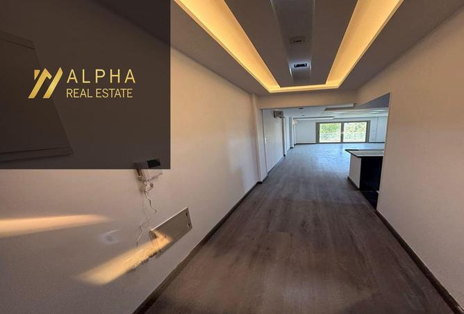 8024111 - Property Image 2