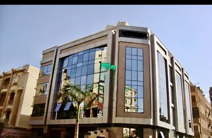 بناية كاملة - استوديو - 5 حمامات للايجار في شارع 306 - امتداد المعادي الجديدة - حي المعادي - القاهرة