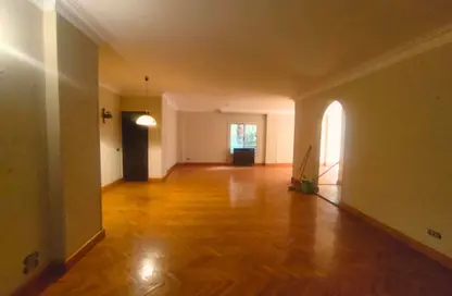 Duplex - 3 Bedrooms - 3 Bathrooms for rent in Sarayat Al Maadi - Hay El Maadi - Cairo