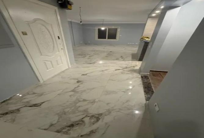 8186707 - Property Image 3