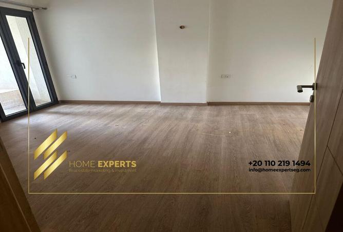 8118412 - Property Image 3