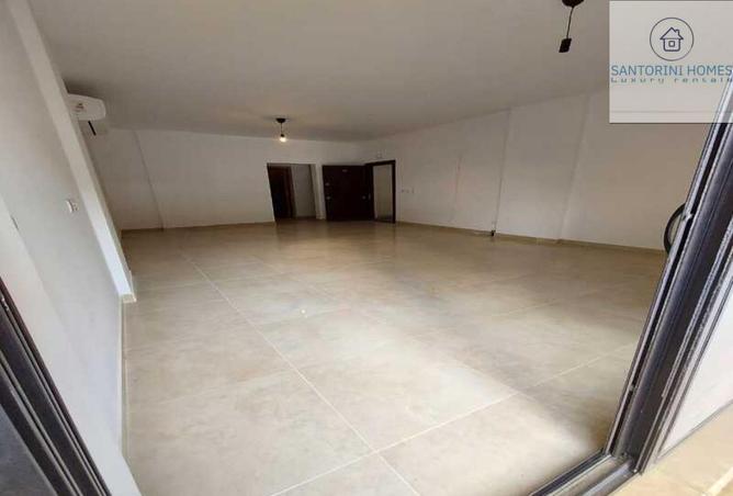 8174723 - Property Image 2