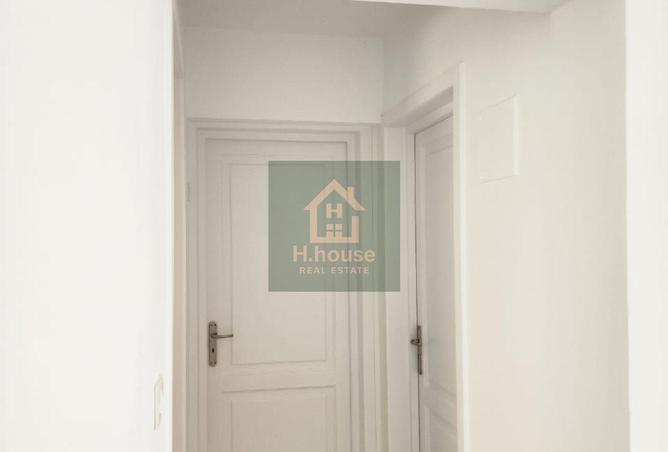 8172208 - Property Image 3