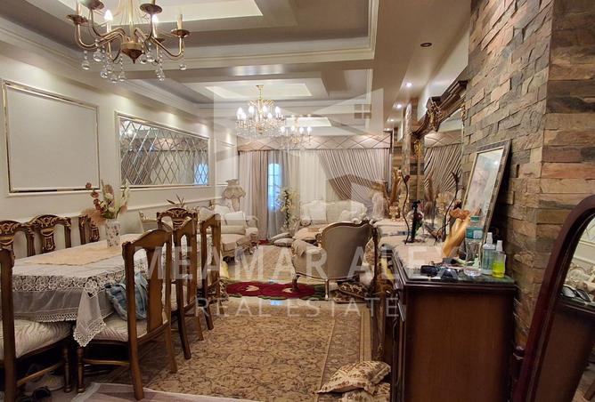 8027615 - Property Image 2