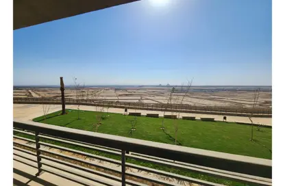 Apartment - 3 Bedrooms - 3 Bathrooms for sale in New Giza - Cairo Alexandria Desert Road - 6 October City - Giza