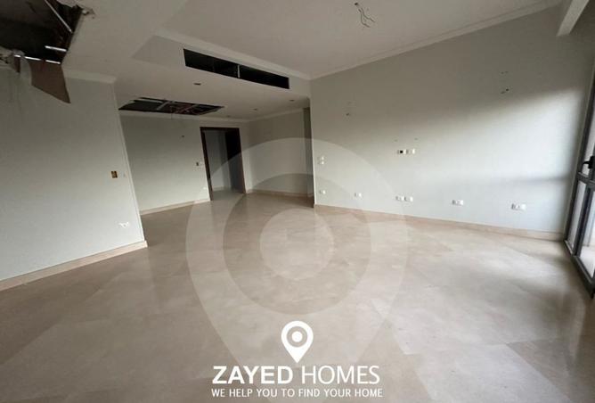 8331723 - Property Image 2