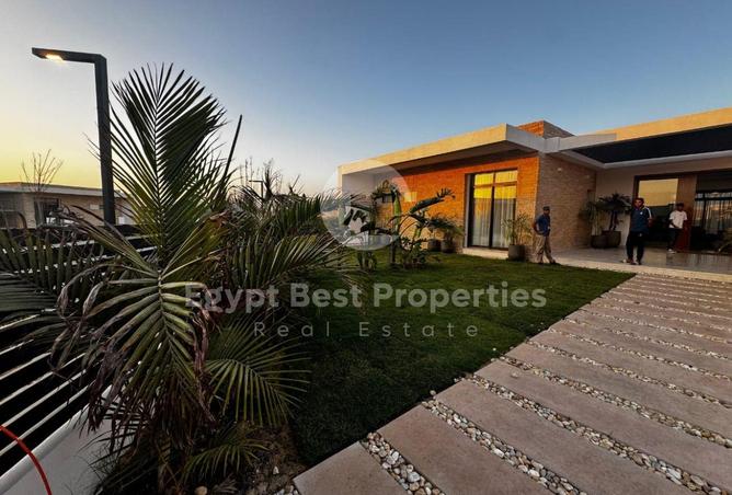 8077415 - Property Image 2
