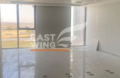 Office Space - Studio - 1 Bathroom for rent in Hyde Park Business District Mall - South Teseen St. - The 5th Settlement - New Cairo City - Cairo