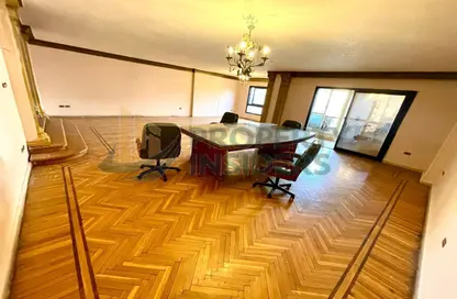 Apartment - 3 Bedrooms - 2 Bathrooms for sale in Al Esraa St. - Mohandessin - Giza