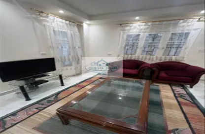Apartment - 3 Bedrooms - 1 Bathroom for rent in Al Dokki St. - Dokki - Giza