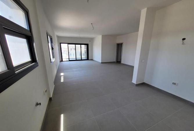 7975819 - Property Main Image