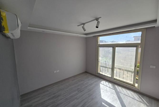 8261185 - Property Image 2