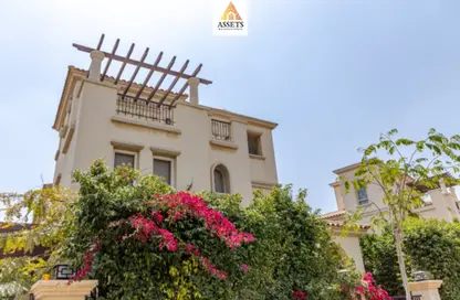 منزل مزدوج - 3 غرف نوم - 3 حمامات للبيع في اب تاون كايرو - المقطم - القاهرة