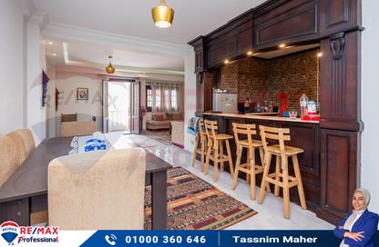 Apartment - 3 Bedrooms - 1 Bathroom for sale in Al Fath St. - Smouha - Hay Sharq - Alexandria