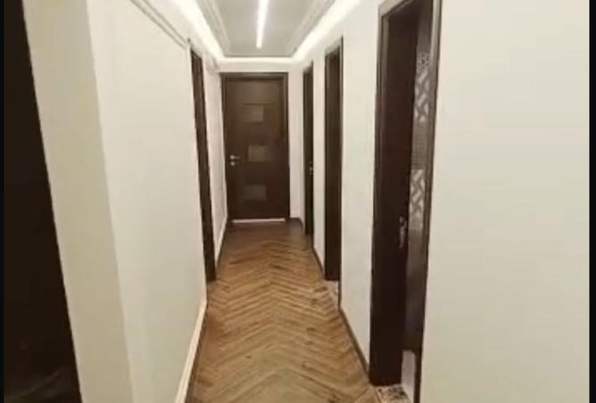 8082606 - Property Image 3