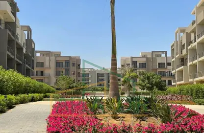 Apartment - 3 Bedrooms - 2 Bathrooms for sale in Fifth Square - The 5th Settlement - New Cairo City - Cairo