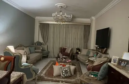 Apartment - 2 Bedrooms - 1 Bathroom for sale in Al Shouyfat - 5th Settlement Compounds - The 5th Settlement - New Cairo City - Cairo