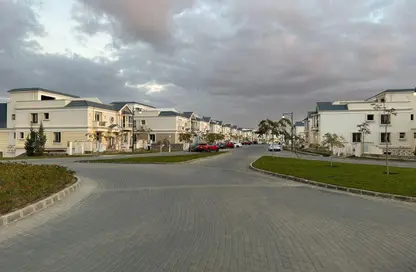 فيلا - 5 غرف نوم - 3 حمامات للايجار في ماونتن فيو تشيل اوت بارك - التوسعات الشمالية - مدينة 6 أكتوبر - الجيزة