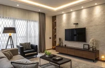 Apartment - 3 Bedrooms - 3 Bathrooms for sale in Hadayek Al Mohandessin - 4th District - Sheikh Zayed City - Giza