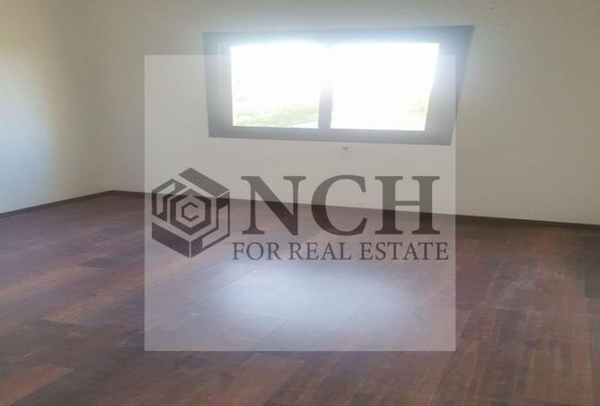 8022907 - Property Image 2
