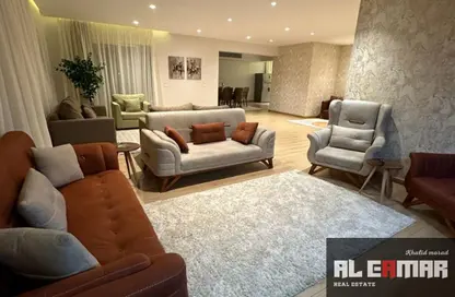 فيلا - 5 غرف نوم - 4 حمامات للايجار في بيفرلي هيلز - كمبوندات الشيخ زايد - الشيخ زايد - الجيزة