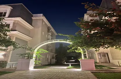 تاون هاوس - 4 غرف نوم - 4 حمامات للبيع في ماونتن فيو اكتوبر بارك - الحي السادس - مدينة 6 أكتوبر - الجيزة