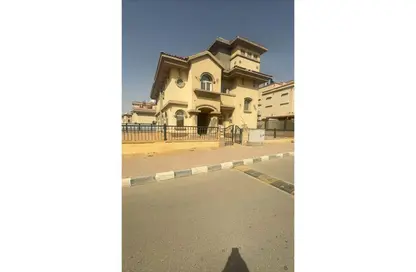 Villa - 3 Bedrooms - 4 Bathrooms for sale in Al Kindi St. - Rehab City Sixth Phase - Al Rehab - New Cairo City - Cairo