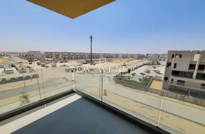 شقة - 3 غرف نوم - 3 حمامات للبيع في كمبوند البروج - كمبوندات الشروق - مدينة الشروق - القاهرة