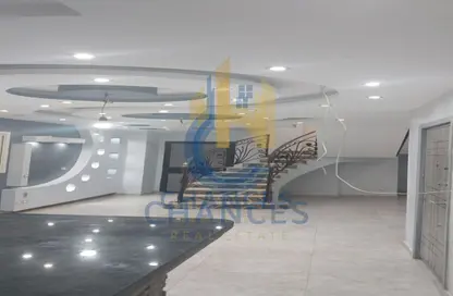 Duplex - 3 Bedrooms - 3 Bathrooms for sale in Al Esraa St. - El Mearag City - Zahraa El Maadi - Hay El Maadi - Cairo