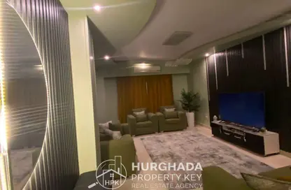 Apartment - 3 Bedrooms - 2 Bathrooms for sale in El Hadaba District - Hurghada - Red Sea