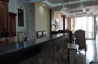 Apartment - 3 Bedrooms - 2 Bathrooms for rent in Cornish El Nile St. - Maadi - Hay El Maadi - Cairo