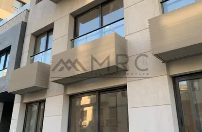 دوبلكس - 3 غرف نوم - 3 حمامات للبيع في تريو - كمبوندات التجمع الخامس - التجمع الخامس - مدينة القاهرة الجديدة - القاهرة