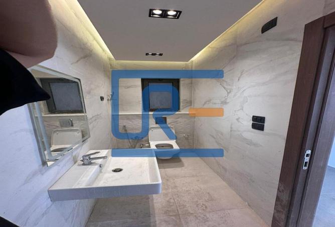 8022564 - Property Image 3