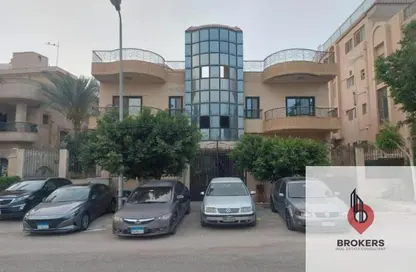 Villa - 7+ Bedrooms - 7+ Bathrooms for sale in Area B - Ganoob El Acadimia - New Cairo City - Cairo