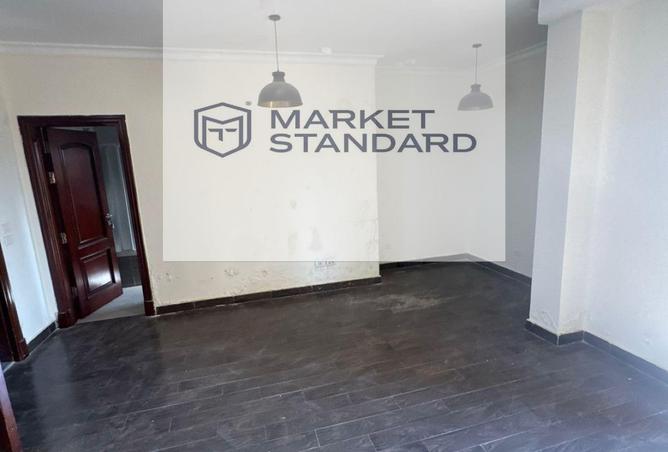 8323381 - Property Image 3