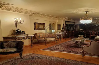 Apartment - 3 Bedrooms - 2 Bathrooms for sale in Gleim Square - Glim - Hay Sharq - Alexandria