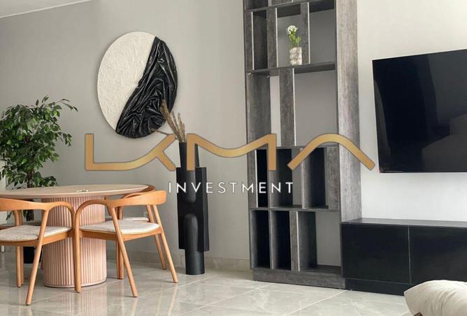 8355200 - Property Image 2