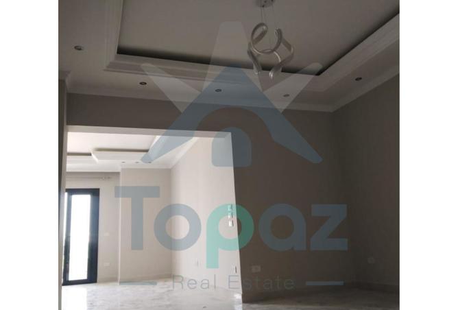 8122001 - Property Image 2
