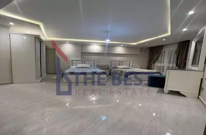 Apartment - 3 Bedrooms - 3 Bathrooms for sale in New Cairo City - Cairo