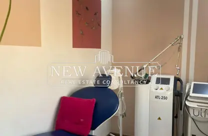 عيادة - استوديو - 2 حمامات للبيع في ميديكال بارك بريميير - كمبوندات التجمع الخامس - التجمع الخامس - مدينة القاهرة الجديدة - القاهرة