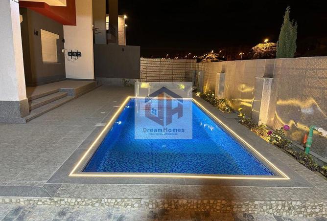 8042503 - Property Image 3