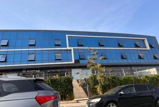 8248968 - Property Image 2