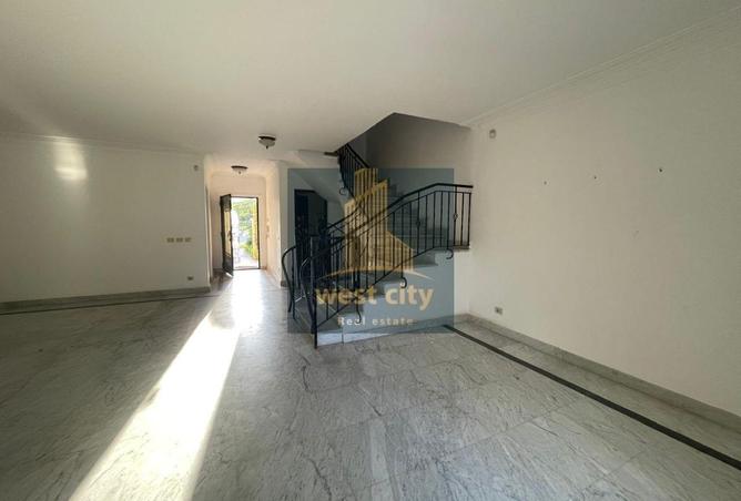 8259948 - Property Image 2