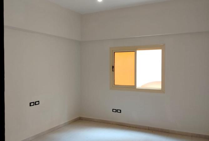 8060228 - Property Image 2