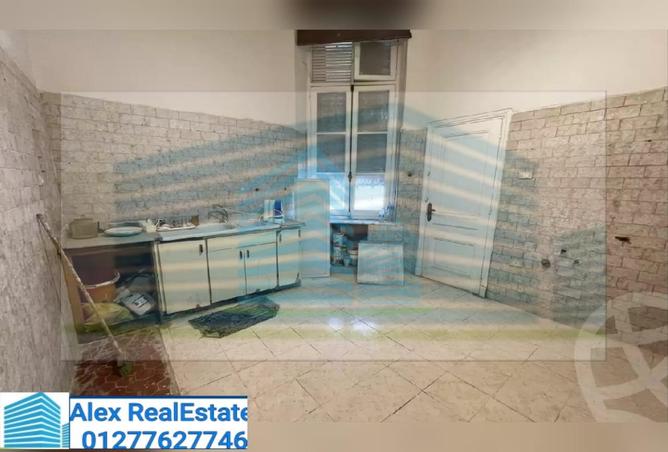 8047733 - Property Image 2