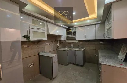 Apartment - 3 Bedrooms - 3 Bathrooms for rent in Zahraa El Maadi - Hay El Maadi - Cairo