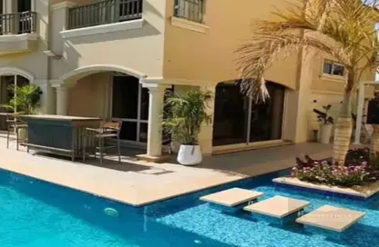 فيلا - 5 غرف نوم - 4 حمامات للبيع في رويال ميدوز - كمبوندات الشيخ زايد - الشيخ زايد - الجيزة